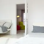 Spacious 3 Bedroom Penthouse, Sea View, 2 Terraces, Centre