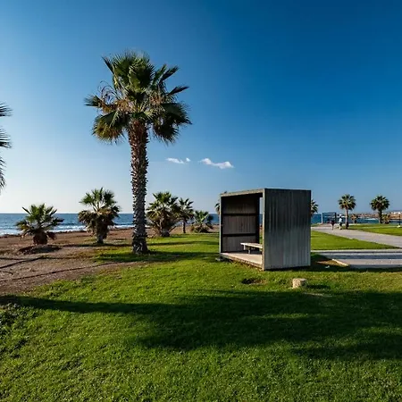 Spacious 3 Bedroom Penthouse, Sea View, 2 Terraces, Walk To Beach, Centre Appartement *
