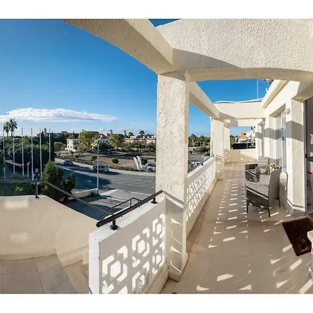 Appartamento Seaview 3 Bedroom Kings Road Penthouse *