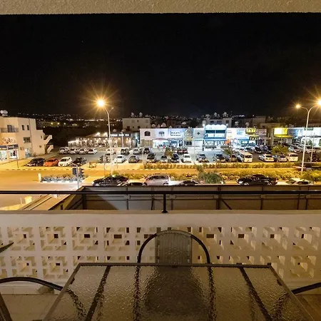 Seaview 3 Bedroom Kings Road Penthouse