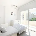 Spacious 3 Bedroom Penthouse, Sea View, 2 Terraces, Centre Apartamento
