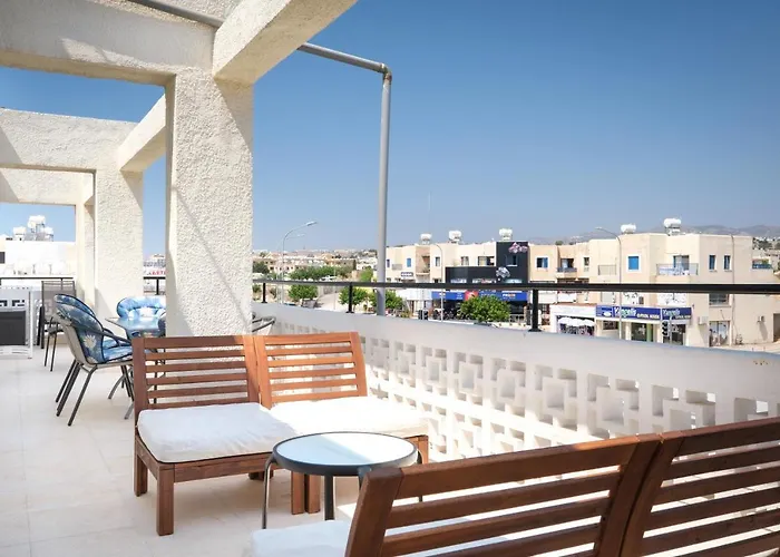 Seaview 3 Bedroom Kings Road Penthouse * Paphos